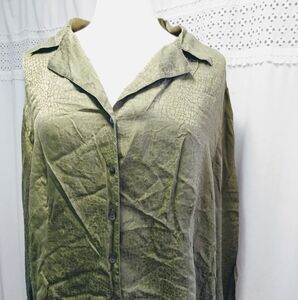Talbots Pure Silk Button down shirt top Blouse green flowy lightweight luxury